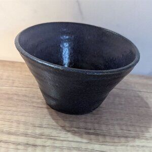 Handcrafted Ceramic Studio Pottery Bowl signed Kiuttz  5x3" Farmhouse